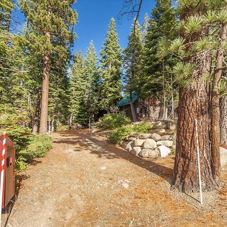 Coziest Cabin In Tahoe W Stone Fireplace Comfy Beds Close To Slopes & Lake Carnelian Bay エクステリア 写真
