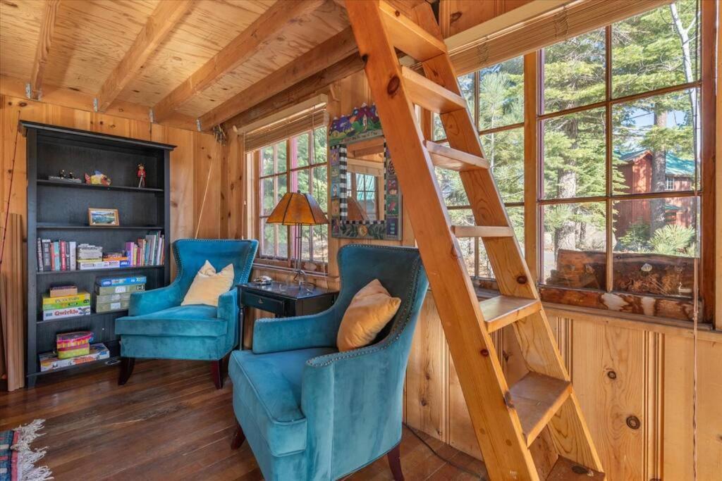 Coziest Cabin In Tahoe W Stone Fireplace Comfy Beds Close To Slopes & Lake Carnelian Bay エクステリア 写真