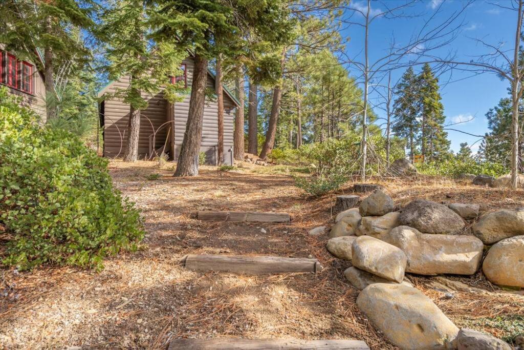 Coziest Cabin In Tahoe W Stone Fireplace Comfy Beds Close To Slopes & Lake Carnelian Bay エクステリア 写真
