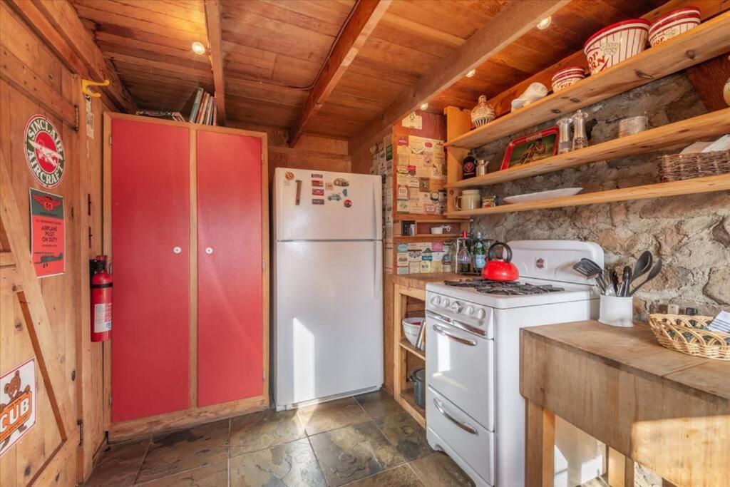 Coziest Cabin In Tahoe W Stone Fireplace Comfy Beds Close To Slopes & Lake Carnelian Bay エクステリア 写真